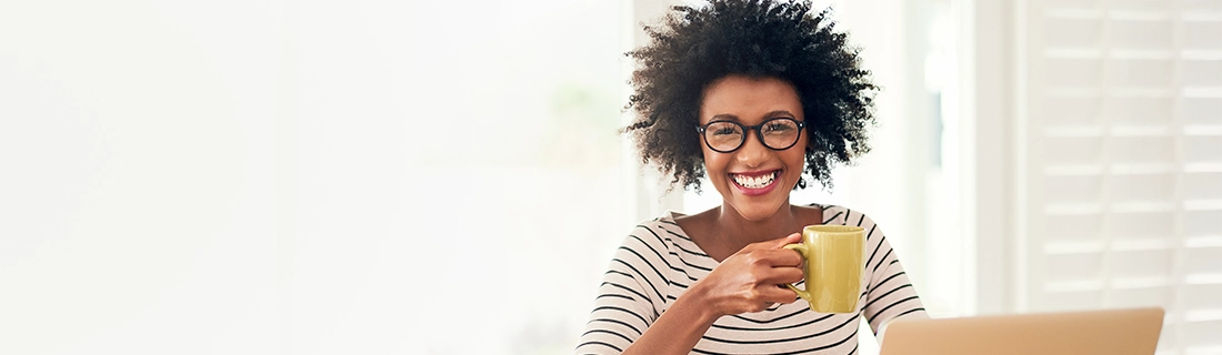 Dentist Sacramento CA Woman With Nice Smile And Glasses Dentist Sacramento CA Woman With Nice Smile And Glasses