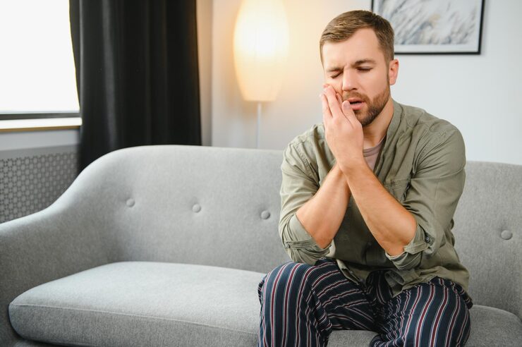 dental health problems concept man suffering